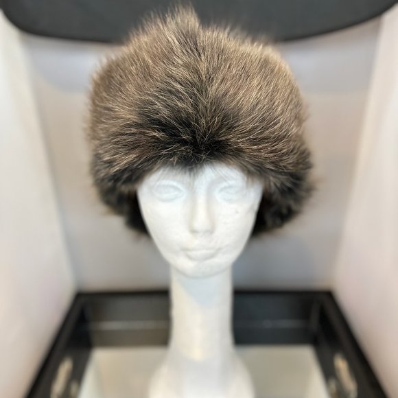 NEIMAN MARCUS GUILIANA TESO FOX FUR TRAPPER HAT